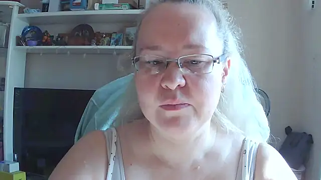 Viola27 online show from July 9, 2026, 2:15 am