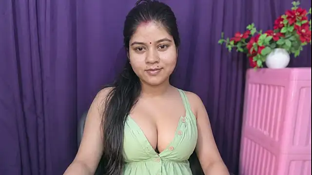 Anushka826 online show from June 7, 2026, 5:49 pm