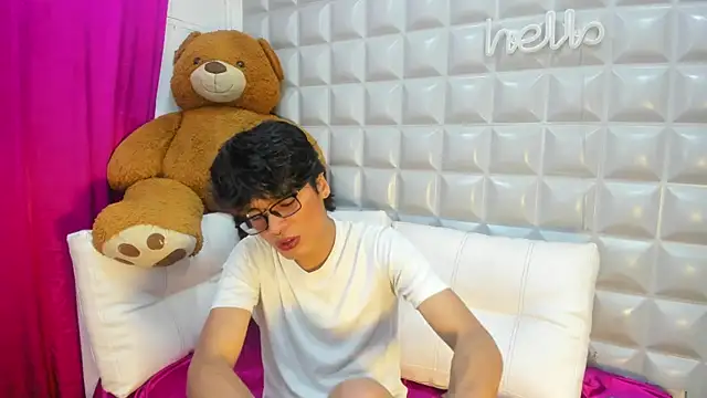 maximo 2019 online show from July 7, 2026, 9:08 pm
