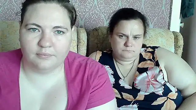 Snapshot of TiaMason chatting on June 16, 2026, 8:06 am TiaMason online show from June 16, 2026, 8:06 am