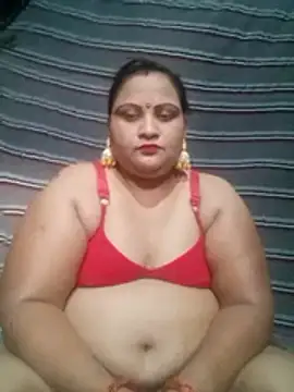 Hottie riya01 online show from June 16, 2026, 1:03 pm