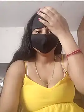 Hottie riya01 online show from June 19, 2026, 9:35 am