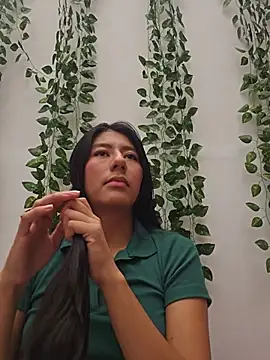 Carla Alvez online show from July 4, 2026, 5:30 pm