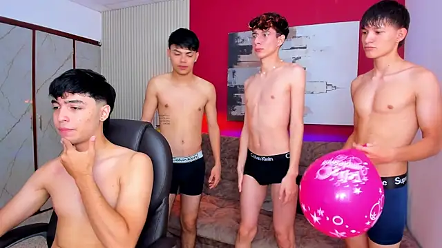 Hot GuysW online show from July 2, 2026, 8:15 pm
