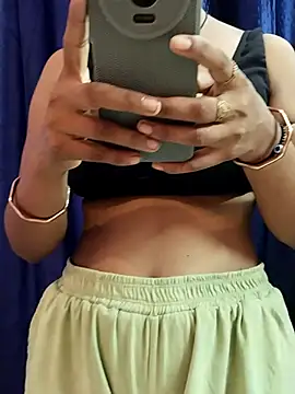 Snapshot of sapna_aura chatting on July 15, 2026, 10:26 pm sapna aura online show from July 15, 2026, 10:26 pm