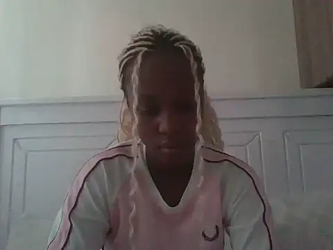 Sweet-cherrry online show from June 13, 2026, 8:45 am