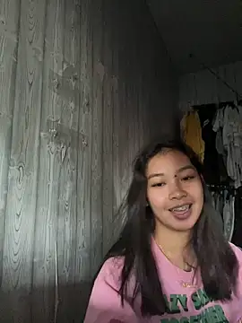 Snapshot of sandarabae chatting on June 16, 2026, 9:45 am sandarabae online show from June 16, 2026, 9:45 am