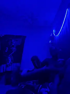 XxtryFire online show from June 18, 2026, 4:02 am