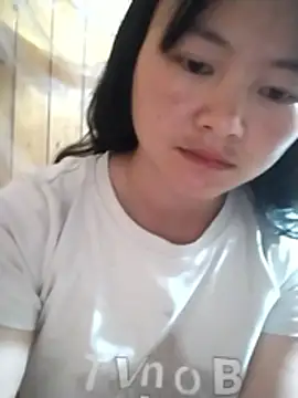 Snapshot of Maly_st chatting on June 18, 2026, 1:26 pm Maly st online show from June 18, 2026, 1:26 pm