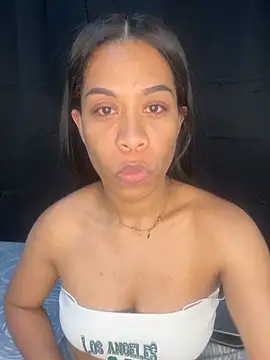 Thasie online show from June 19, 2026, 5:56 am