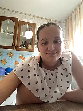 VinnieLoryzi online show from June 12, 2026, 12:37 pm