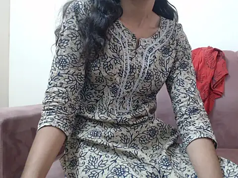 Snapshot of simran_kaur01 chatting on June 15, 2026, 4:36 am simran kaur01 online show from June 15, 2026, 4:36 am