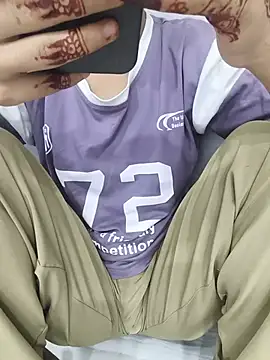 Snapshot of raina_143- chatting on June 11, 2026, 2:59 pm raina 143- online show from June 11, 2026, 2:59 pm