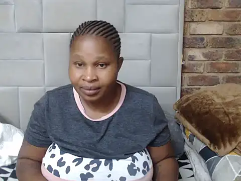 Loyal Alisha online show from June 12, 2026, 3:33 pm