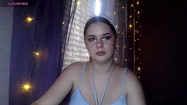 dakota charm  online show from June 27, 2026, 10:53 am