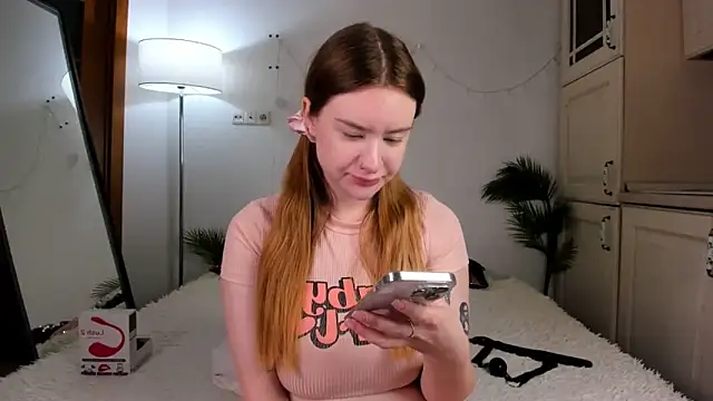 SonyaBabyn online show from March 19, 2025, 1:07 pm