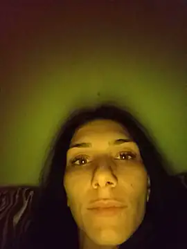 malachicca9 online show from June 15, 2026, 8:33 pm