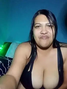 Gialeigh online show from July 10, 2026, 10:56 pm