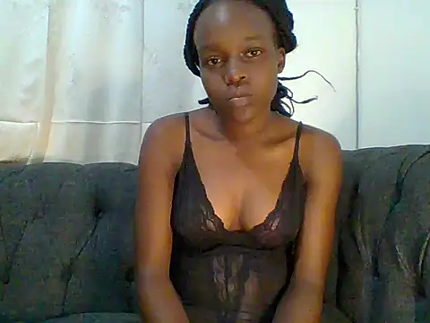Sexylov25 online show from June 15, 2026, 8:22 pm