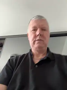 cumboy online show from December 18, 2024, 11:02 am