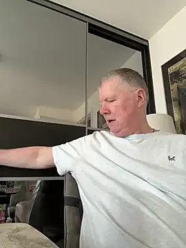 cumboy online show from January 3, 2025, 1:03 pm