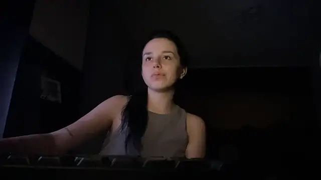 Secret Vanilla  online show from July 21, 2026, 9:28 pm