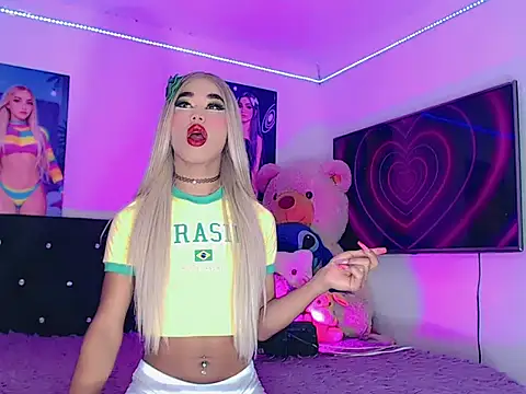 HeidiVanessa online show from June 19, 2026, 1:54 am