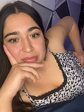 Kittynoir Chile online show from July 7, 2026, 6:38 am