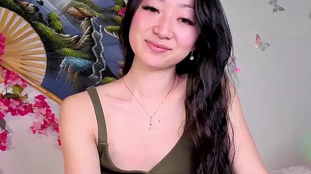 MySweetSofie online show from September 28, 2025, 6:46 pm