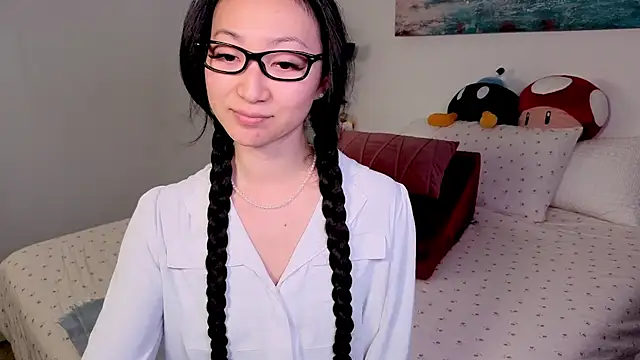 MySweetSofie online show from October 28, 2025, 7:16 pm