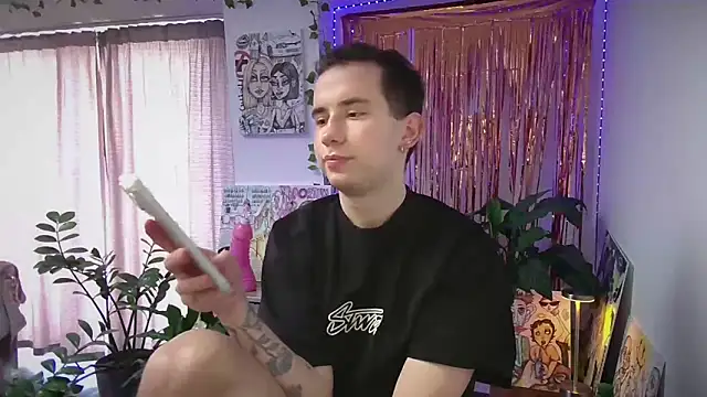 Moon boyy online show from June 20, 2026, 2:31 pm