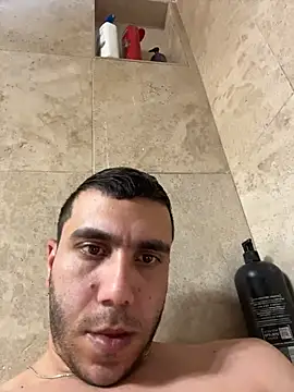 skinnyarab1995 online show from June 19, 2026, 11:30 pm