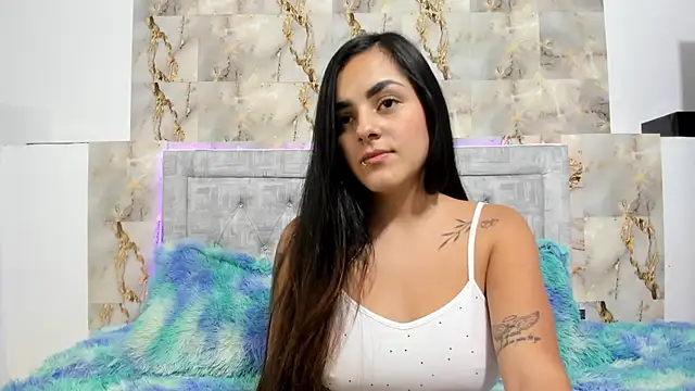 Cleo ws online show from June 24, 2026, 4:44 am