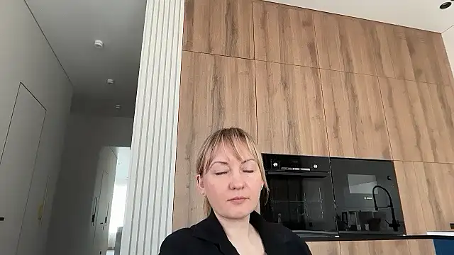 Dorielle online show from June 27, 2026, 12:22 pm