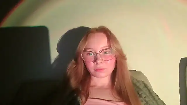 Vinelly online show from June 24, 2026, 9:36 pm