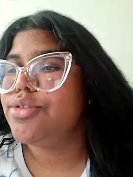 Snapshot of Delya_soloexperimento chatting on June 22, 2026, 5:10 pm Delya soloexperimento online show from June 22, 2026, 5:10 pm