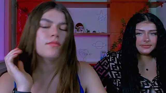 emma dark   online show from July 6, 2026, 8:33 am