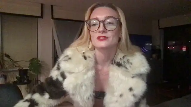 Sexdrgsandplugs online show from June 23, 2026, 11:30 am