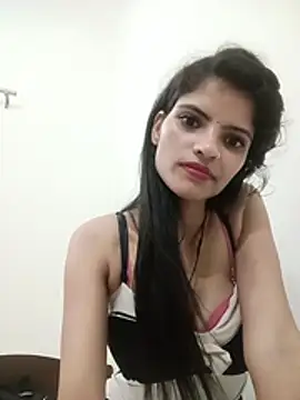 nehabharti23 online show from July 8, 2026, 11:42 pm