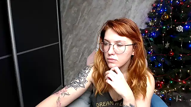 Reginasmilee online show from December 23, 2025, 12:30 am