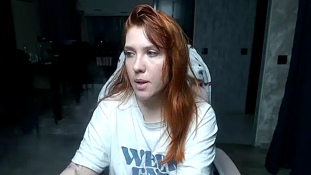 Reginasmilee online show from March 23, 2026, 5:22 am