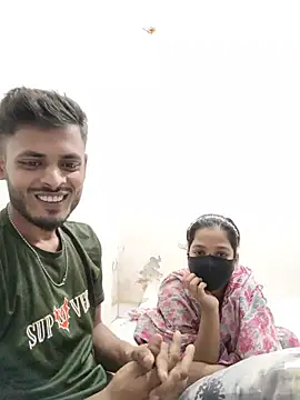 Couple-8 online show from July 17, 2026, 9:30 pm
