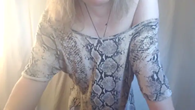 sexynipl online show from June 24, 2026, 5:28 am