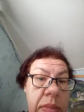 Snapshot of Olena72531 chatting on June 26, 2026, 8:08 am Olena72531 online show from June 26, 2026, 8:08 am