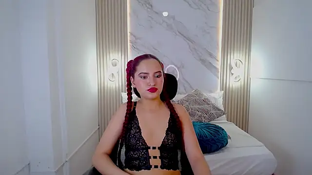 Kimberly Skinny  online show from July 2, 2026, 10:49 pm