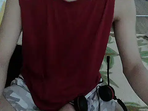 XorCouple online show from July 7, 2026, 1:48 pm