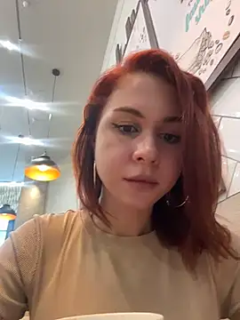 Snapshot of RosieDesire chatting on July 1, 2026, 7:43 am RosieDesire online show from July 1, 2026, 7:43 am