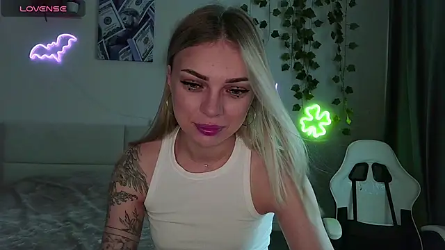 candy rasss online show from July 4, 2026, 9:26 am