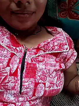 Snapshot of Strip-girl chatting on July 2, 2026, 9:26 am Strip-girl online show from July 2, 2026, 9:26 am