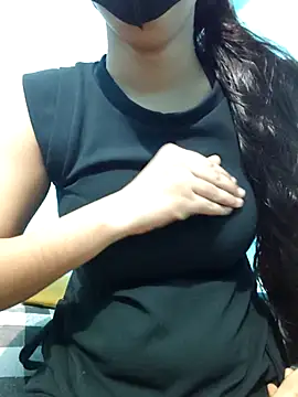 Sexy-deshigirls online show from July 6, 2026, 4:42 am